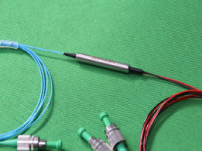 保偏光纖環(huán)形器