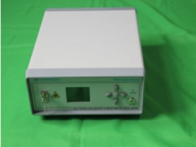 1.5μm高穩泵浦光源